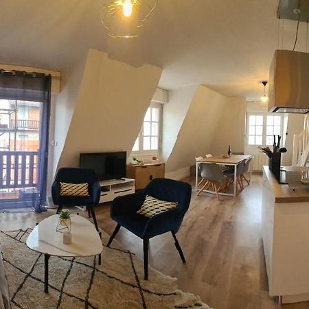 Duplex Au Coeur De Deauville Avec Vue Imprenable Et Parking Prive Ngoại thất bức ảnh